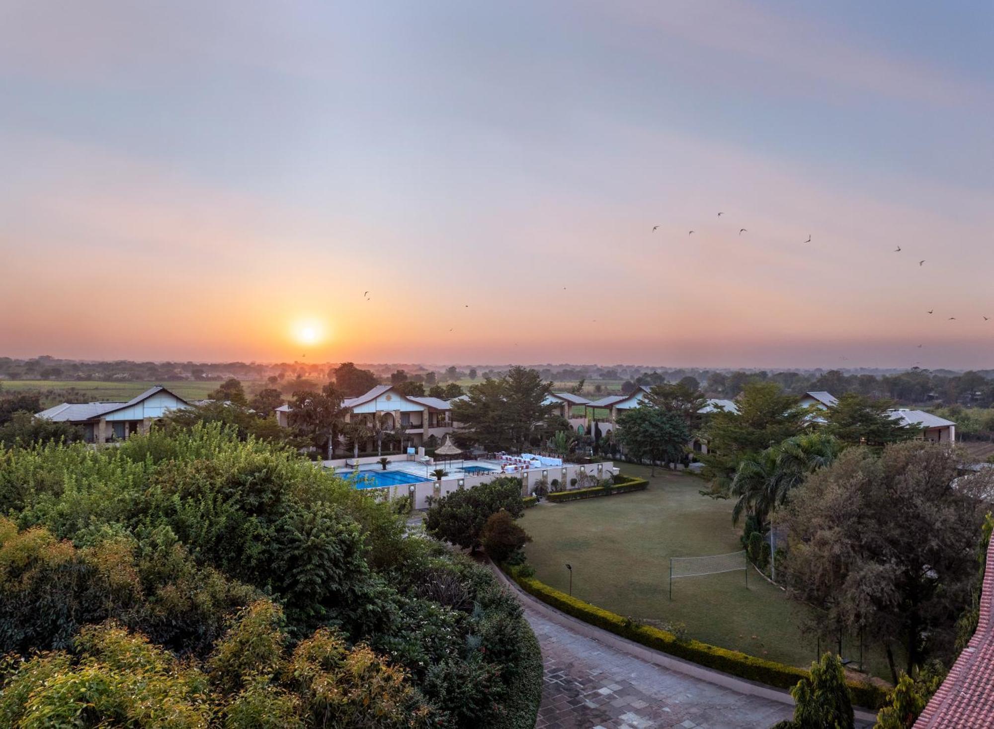 Abhyaran Resort & Spa Ranthambore Савай Мадхопур Екстериор снимка